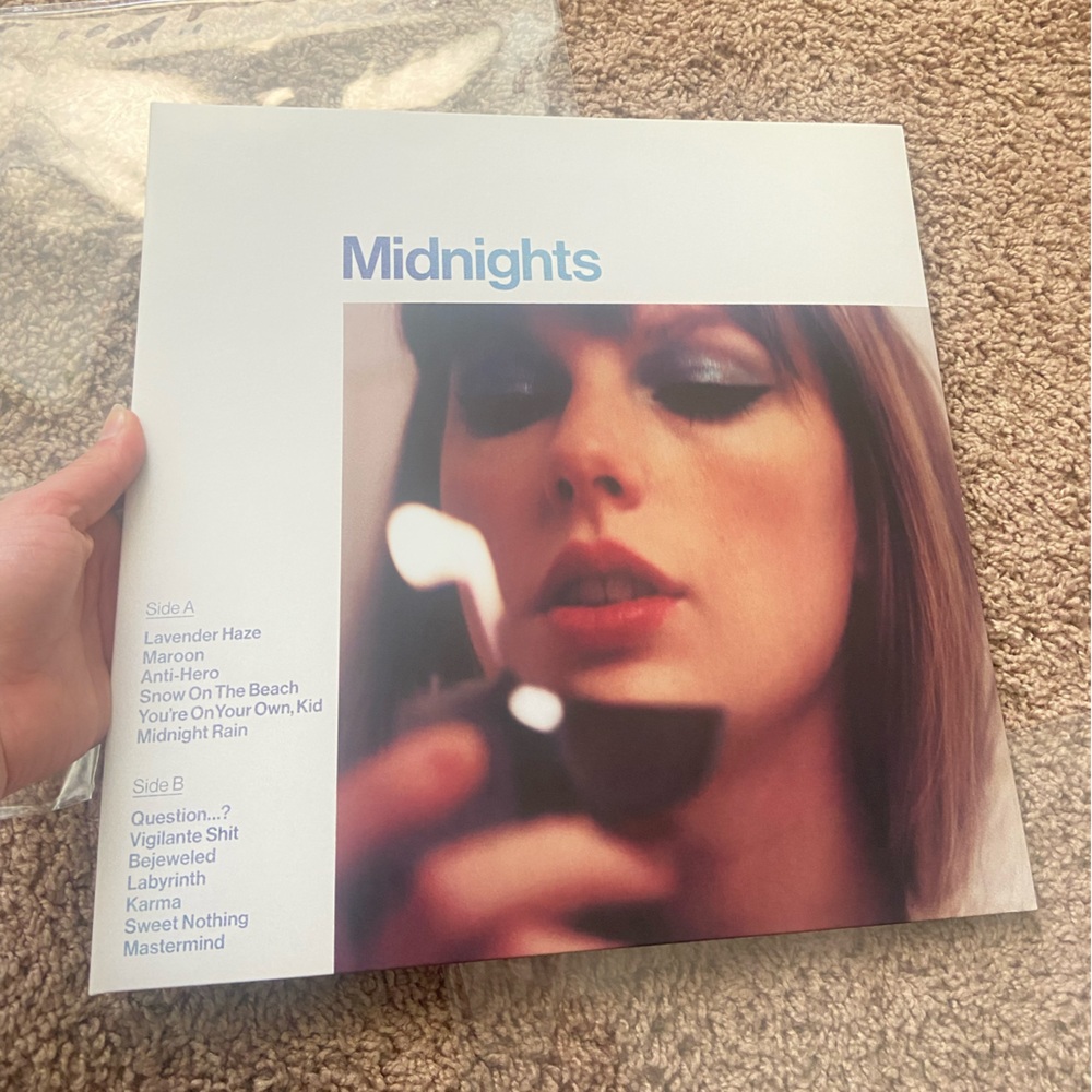 Midnights Taylor Swift